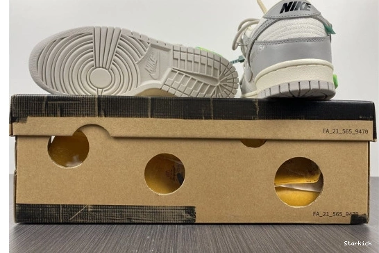 O-W DM1602-117 Low Nike 42 Lot Dunk 0110